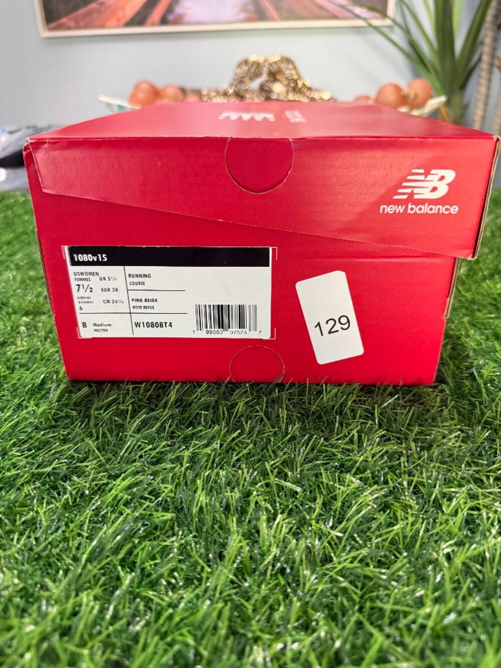 Women's Size 7.5 New Balance 1080v 15 shoe Brand New In The Box in Pink Beige